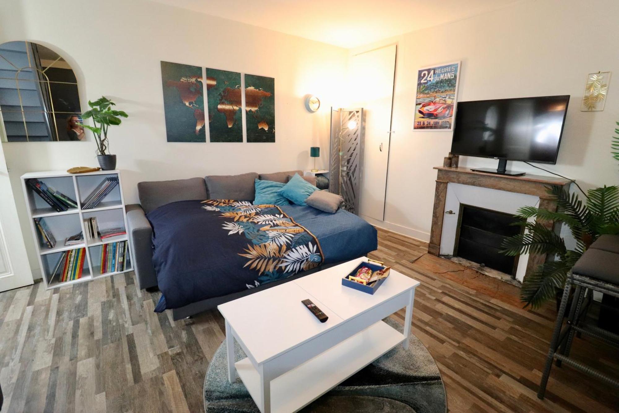 Duplex Au 2Eme Et De Notre Maison -Acces Au Jardin-Smart Tv-Streaming-Wifi Льо Ман Екстериор снимка