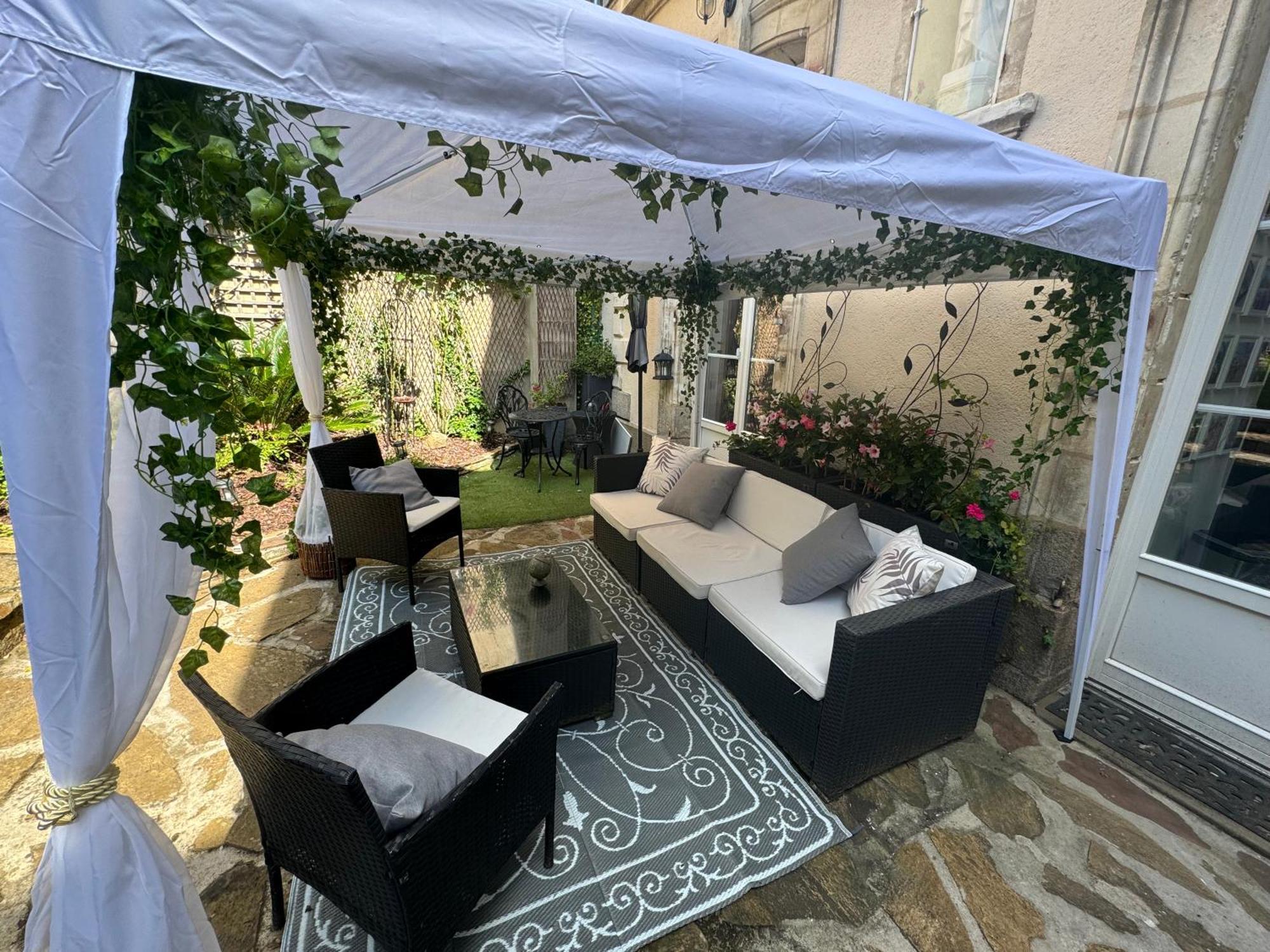 Duplex Au 2Eme Et De Notre Maison -Acces Au Jardin-Smart Tv-Streaming-Wifi Льо Ман Екстериор снимка