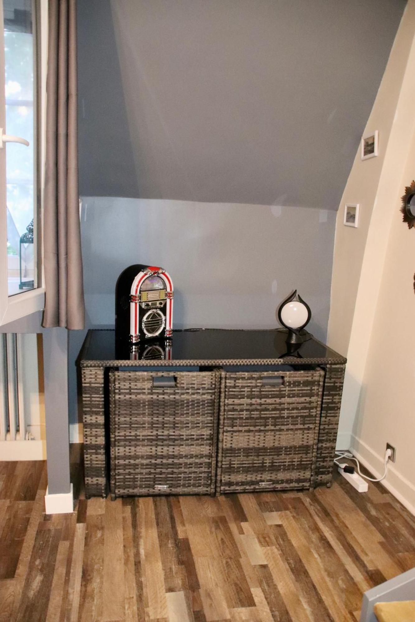 Duplex Au 2Eme Et De Notre Maison -Acces Au Jardin-Smart Tv-Streaming-Wifi Льо Ман Екстериор снимка
